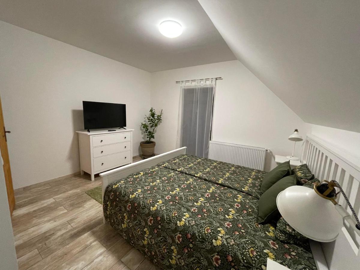 Taverna Apartman Монор Экстерьер фото